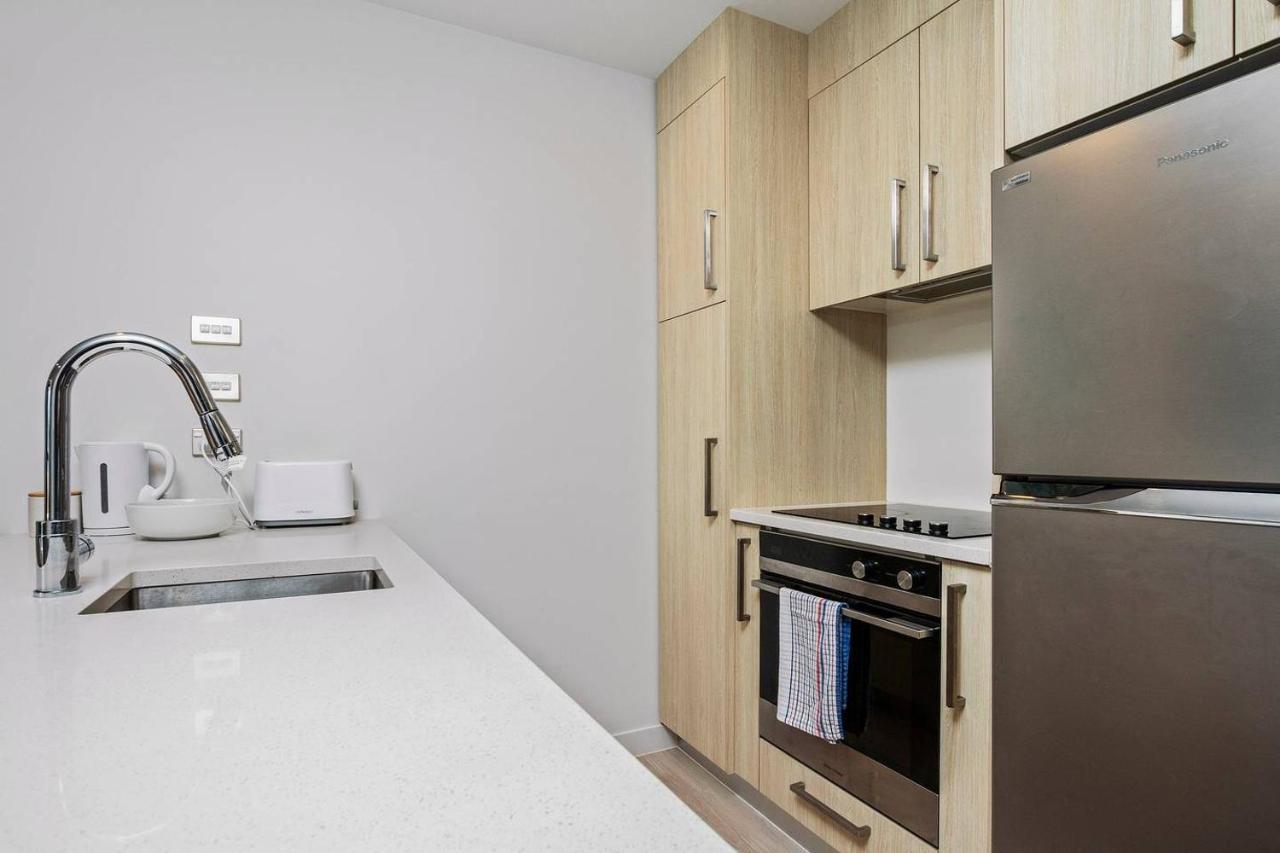 Sky Tower On Your Doorstep! Modern Two Bedroom Auckland Exterior foto